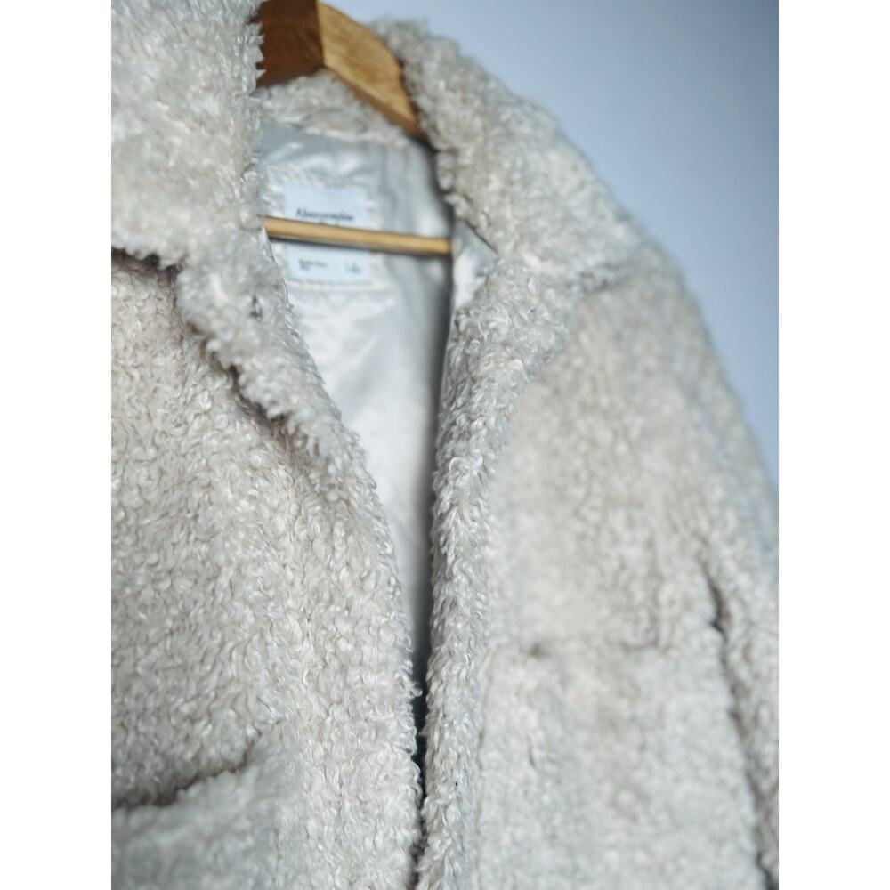 ABERCROMBIE & FITCH | Teddy Cropped Jacket Lined Button Front Collar Sz S - Picture 2 of 13